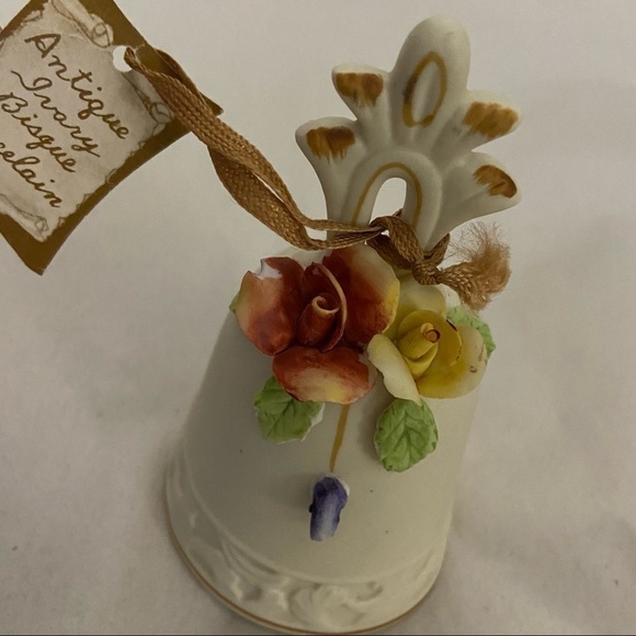 Arnart vintage ivory bisque porcelain mission bell - Picture 3 of 11